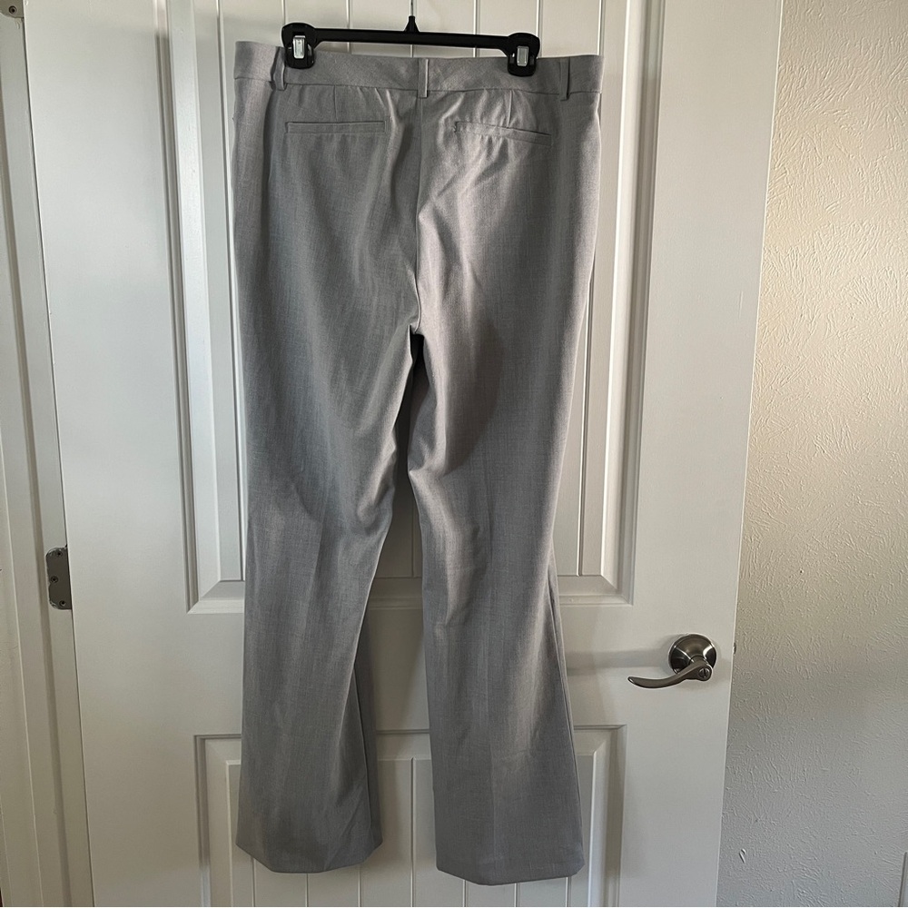 12/Limited Slim Bootcut - Picture 3 of 6